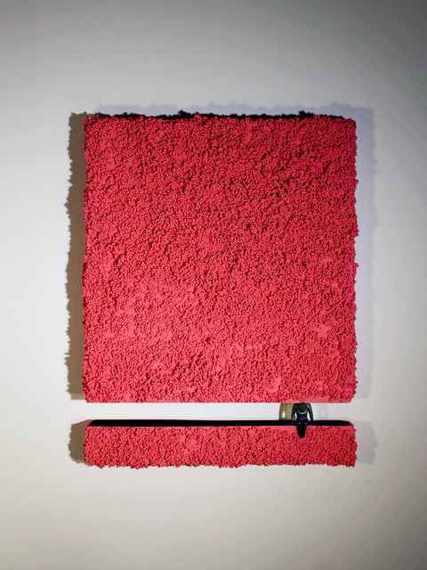 Sculpture murale « Si Dieu est en toutes choses. »