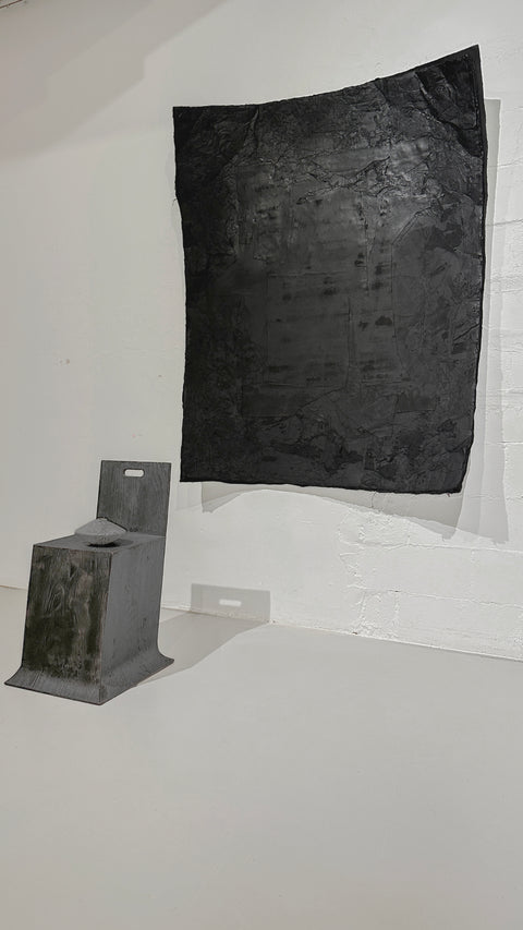 Sculpture murale « Si Dieu est en toutes choses. »