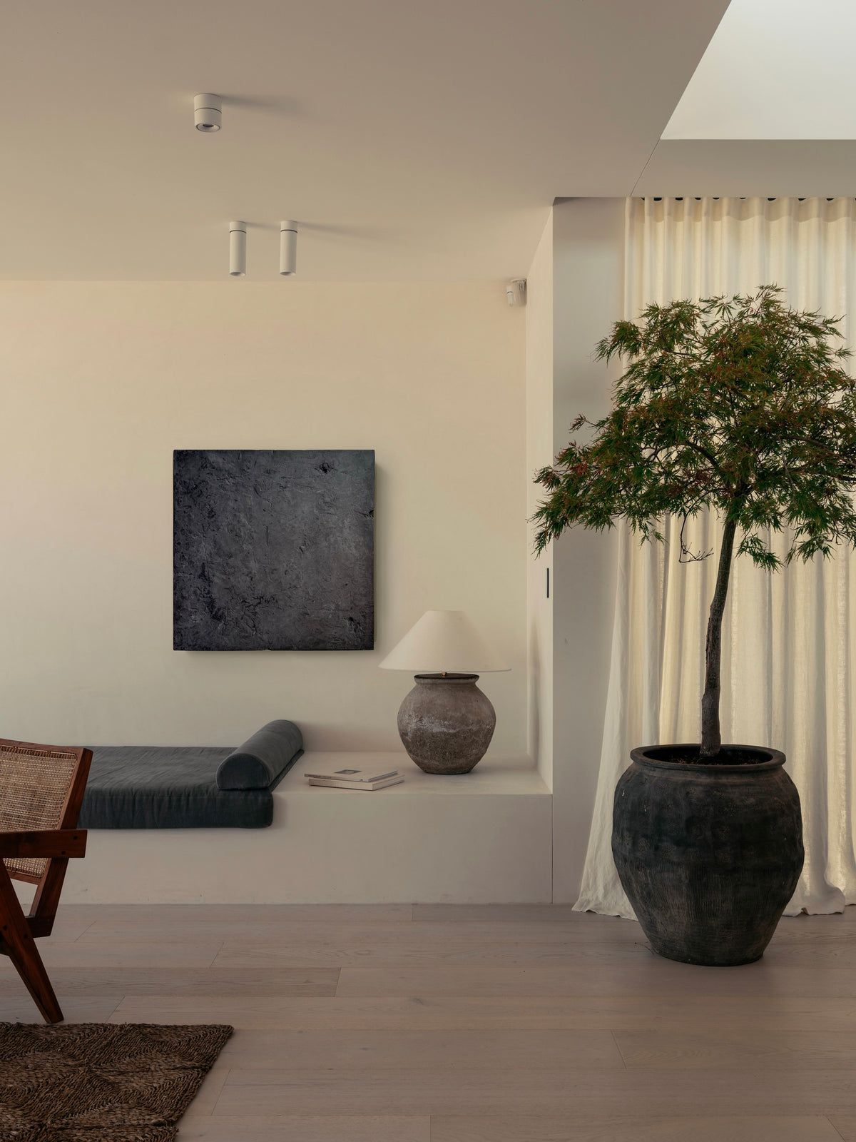 GAIA — Black Calm, edge profile detail, depth 2 inches, hand-formed plaster